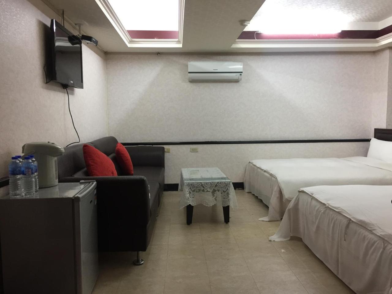 King Lo Tung Hotel Luodong Exterior foto