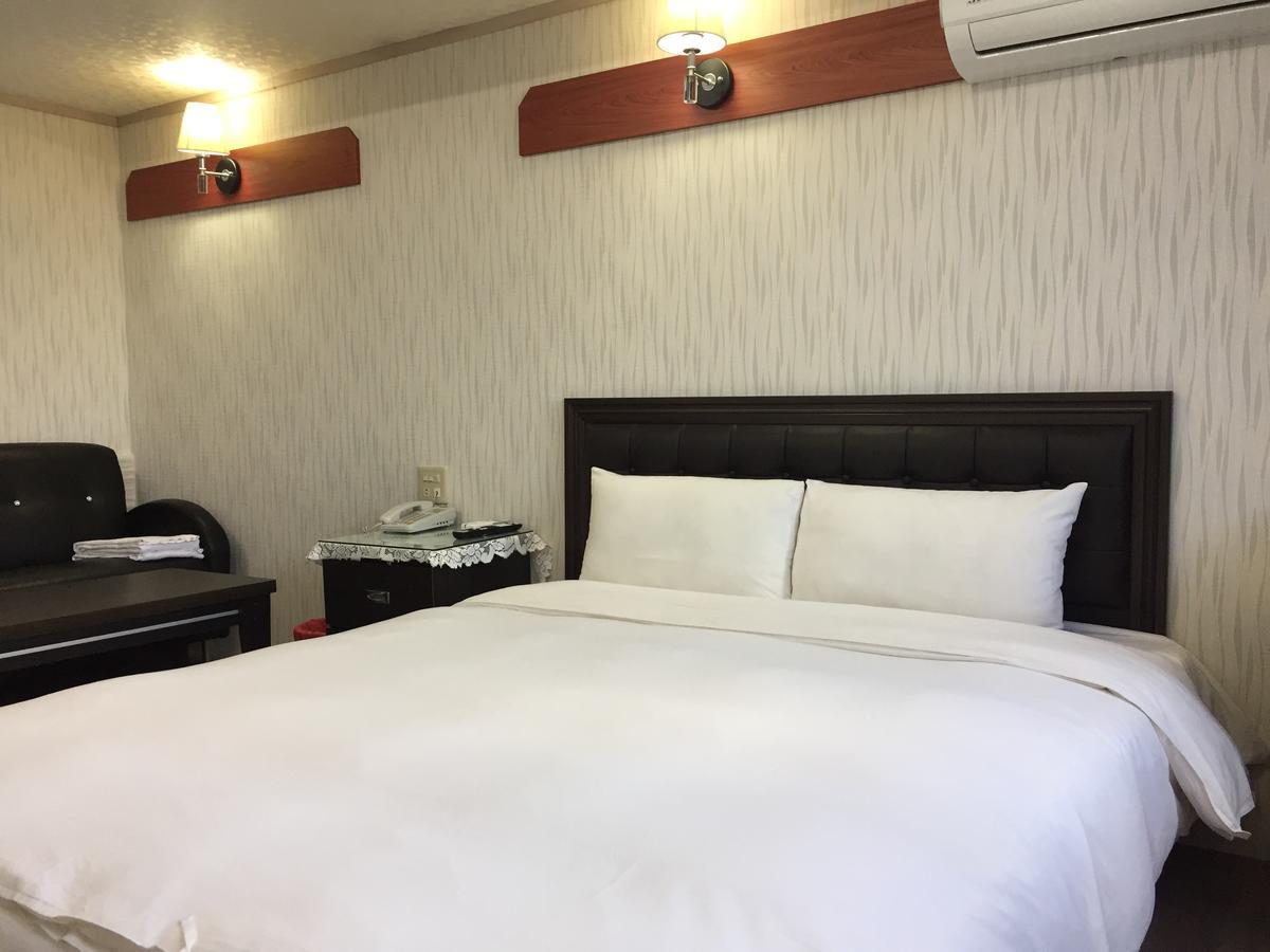 King Lo Tung Hotel Luodong Exterior foto