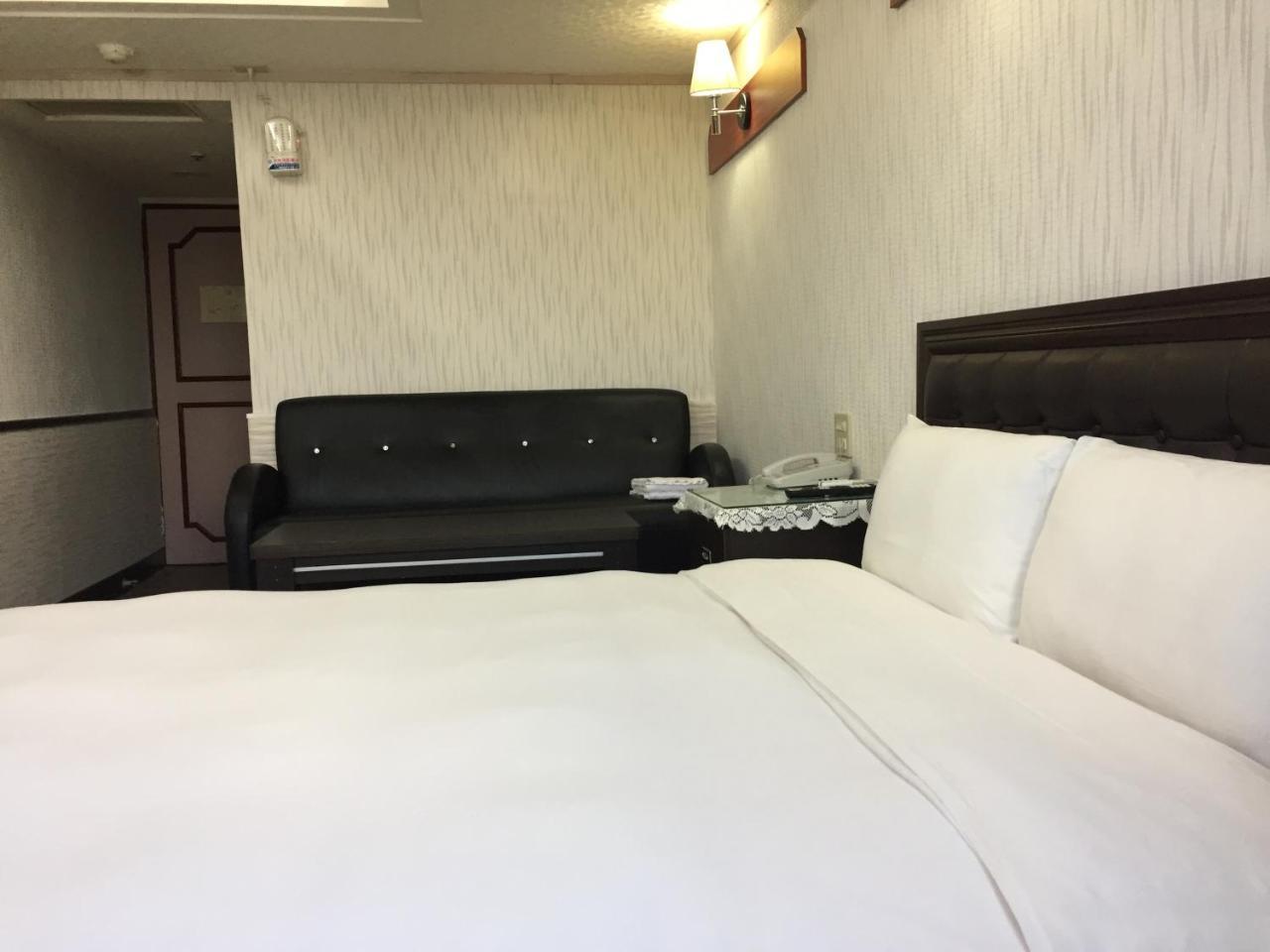 King Lo Tung Hotel Luodong Exterior foto